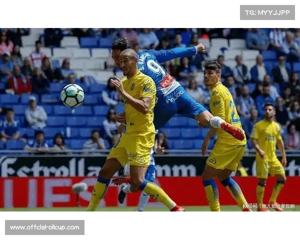 意甲裁判标准与VAR技术应用争议持续：裁判判罚一致性难题、技术改进方向讨论以及对比赛公平性与观赏性影响的综合分析